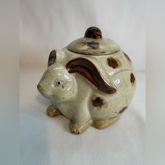 Ceramic lidded Rabbit/bunny jar - Picture 2 of 6
